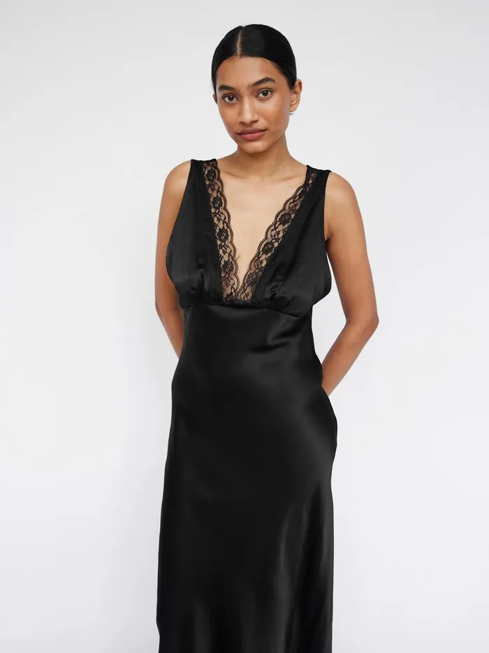Women Vintage Maxi Black The UNDONE Dresses