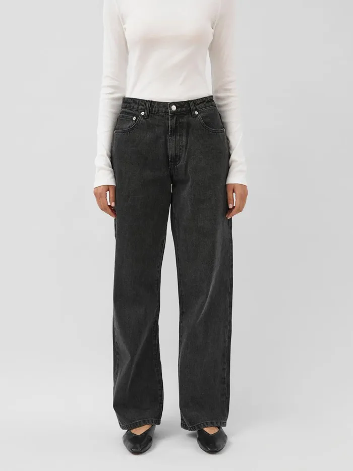 Women Wide Leg Jean Washed Black The UNDONE Denim